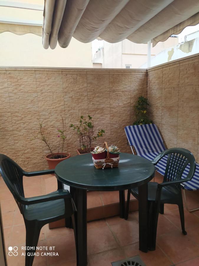 Apartamento Rozamar Apartment Torre Del Mar Bagian luar foto