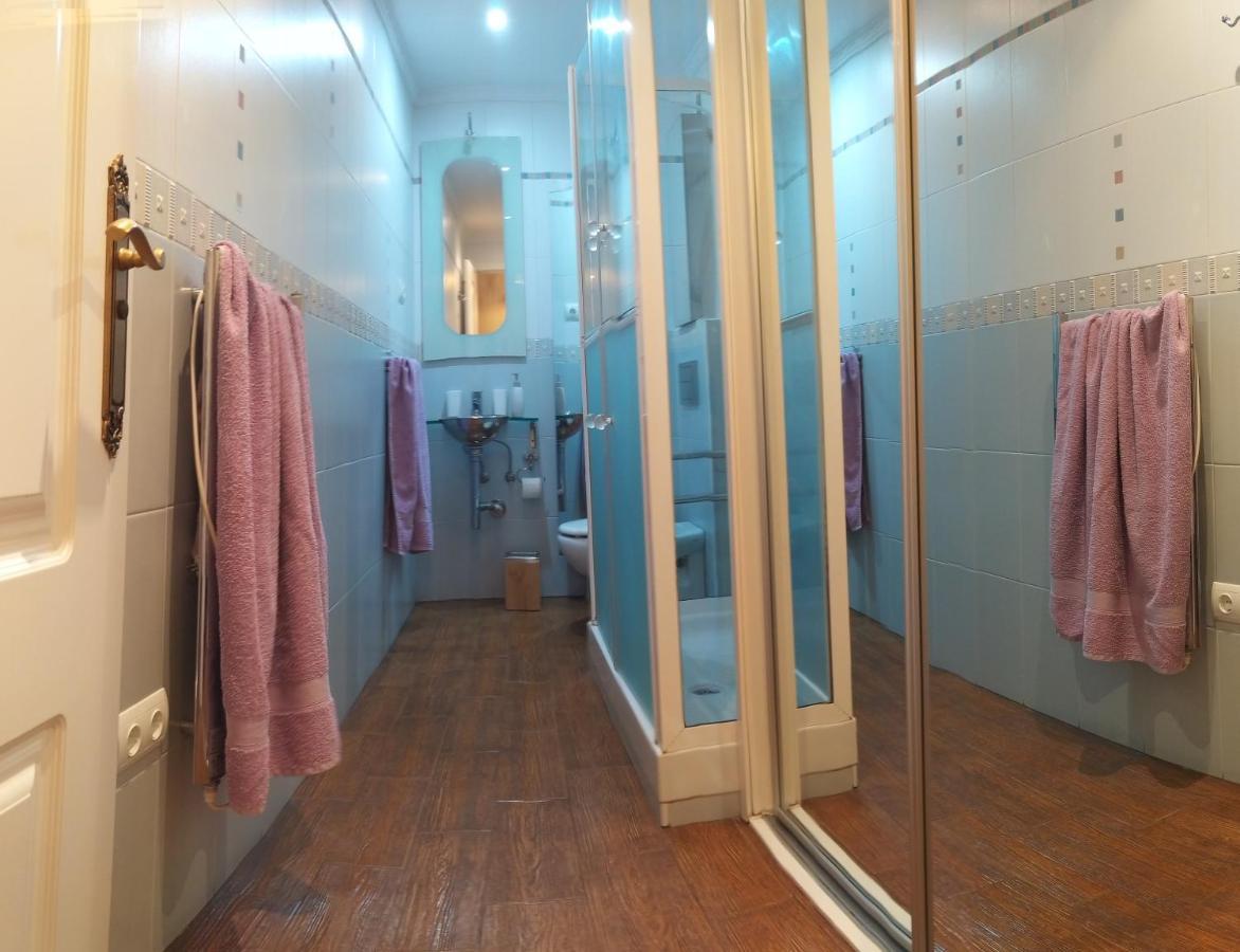 Apartamento Rozamar Apartment Torre Del Mar Bagian luar foto